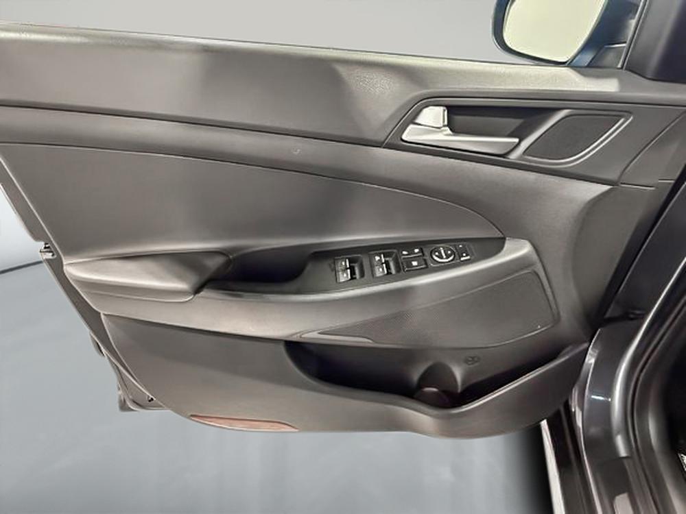 Hyundai Tucson Luxury 2019 d&rsquo;occasion à vendre - 14