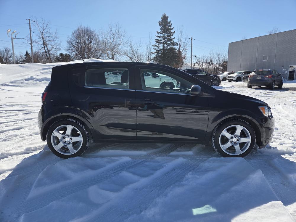 Chevrolet Sonic LT 2016 d&rsquo;occasion à vendre - 2