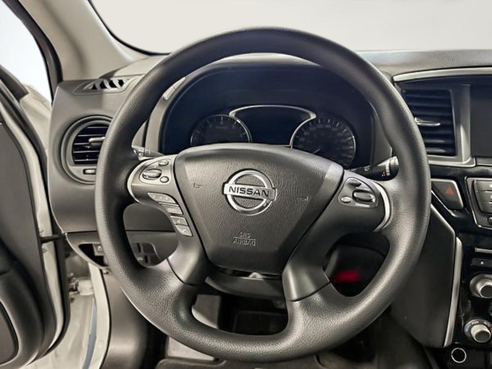 Nissan Pathfinder SV 2018 d&rsquo;occasion à vendre - 17