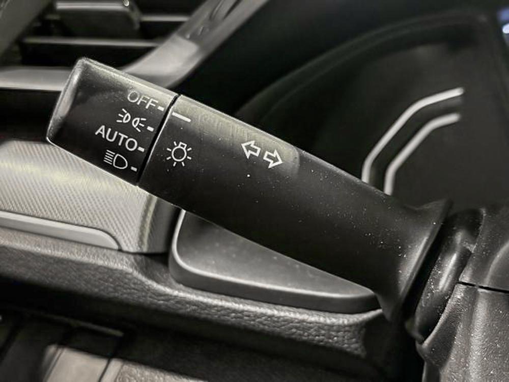 Honda Civic Sedan LX 2017 d&rsquo;occasion à vendre - 21