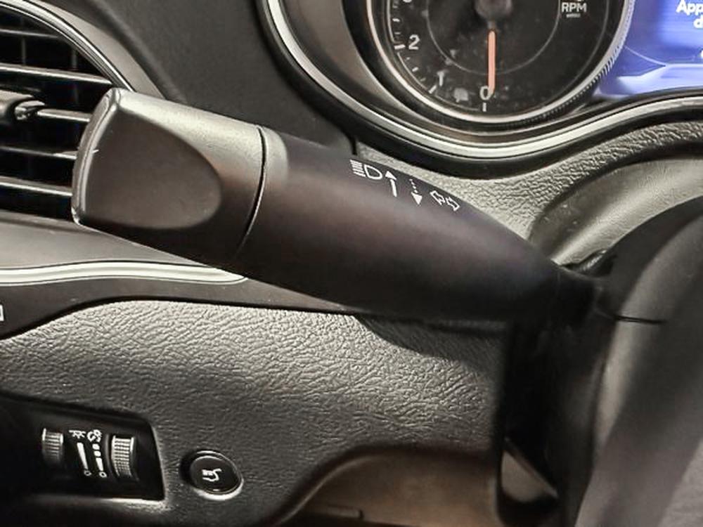 Jeep Cherokee Trailhawk 2019 d&rsquo;occasion à vendre - 19