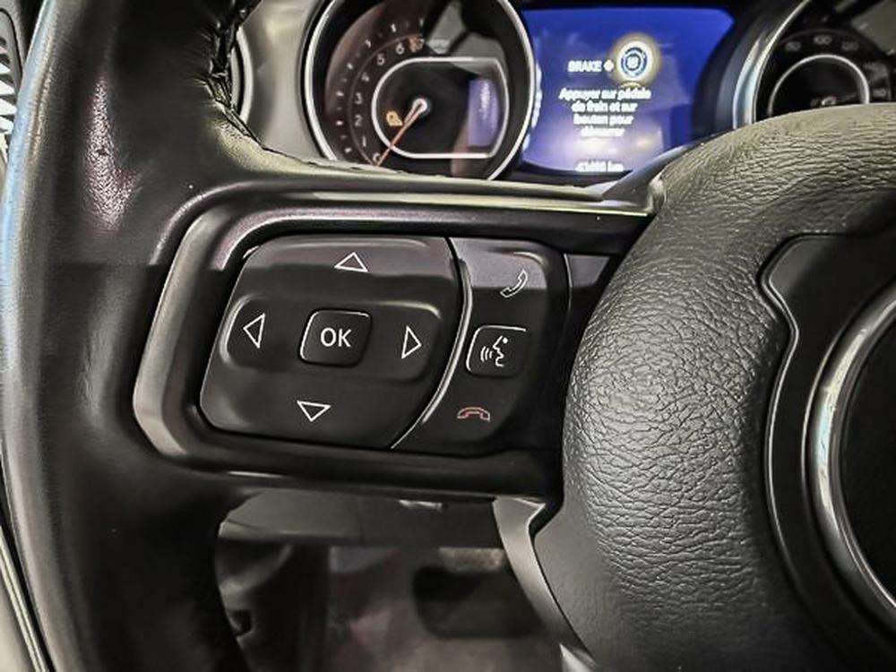 Jeep Gladiator 2022 Blanc usage à vendre Jeep Gladiator 2022 Blanc usage à vendre