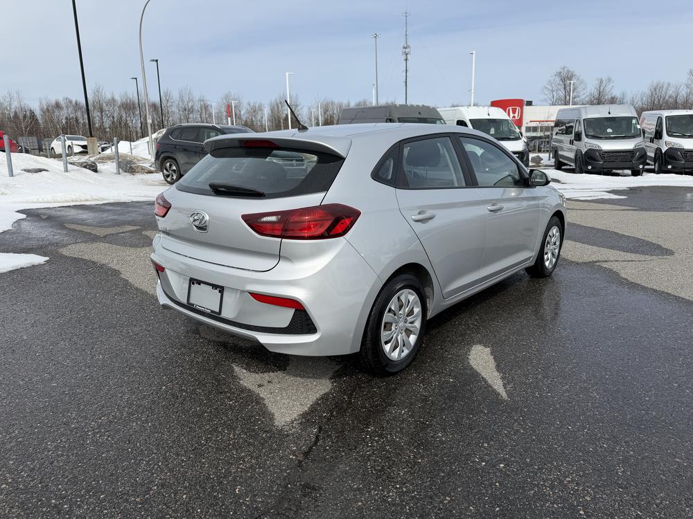 Hyundai Accent 2020 Gris usage à vendre Hyundai Accent 2020 Gris usage à vendre