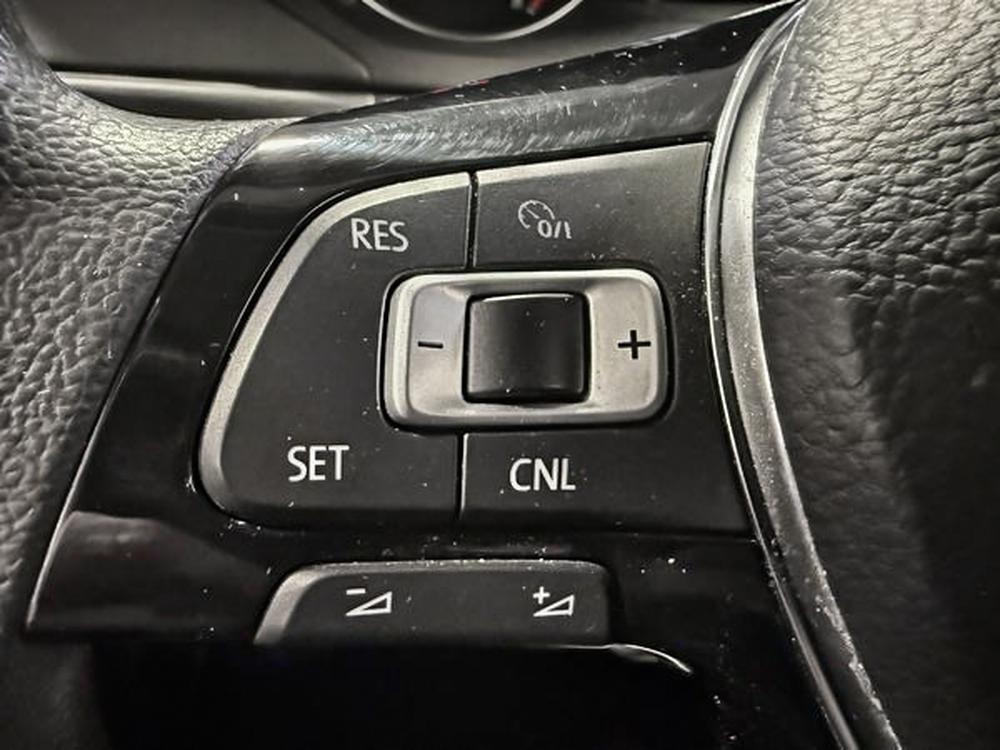 Volkswagen Jetta Sedan COMFORTLINE 2017 d&rsquo;occasion à vendre - 19
