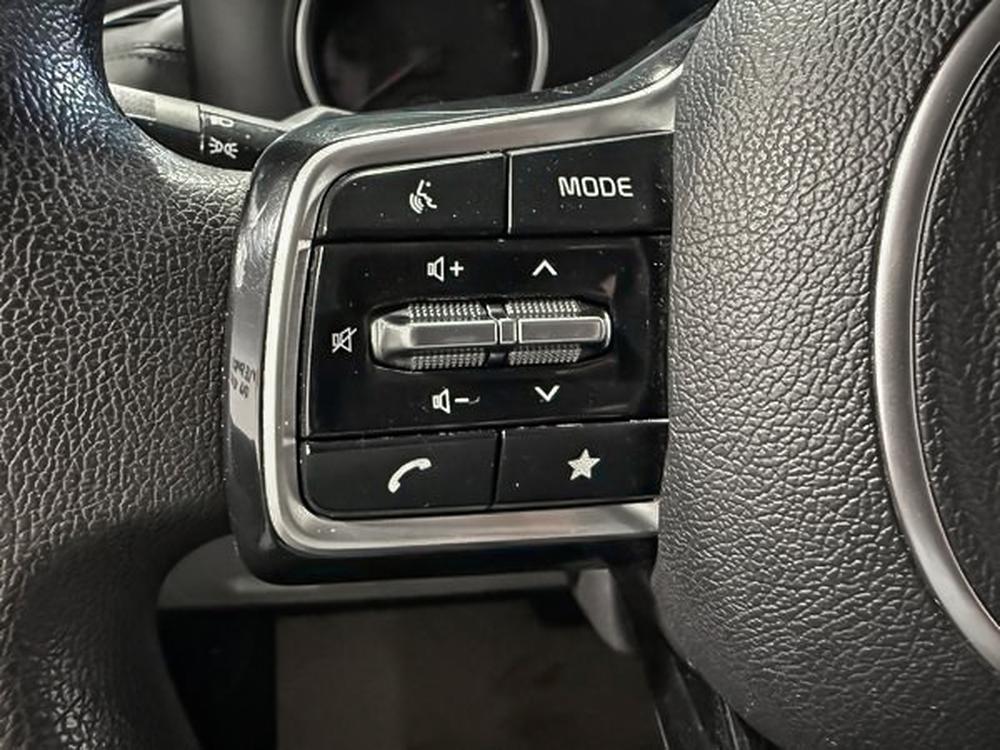 Kia Carnival LX 2022 d&rsquo;occasion à vendre - 18