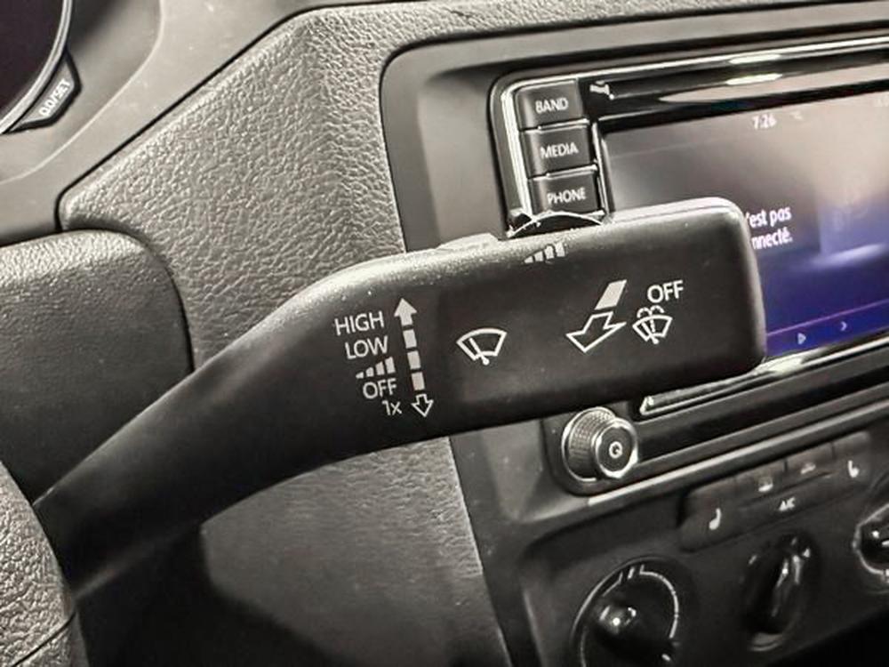 Volkswagen Jetta Sedan COMFORTLINE 2017 d&rsquo;occasion à vendre - 23