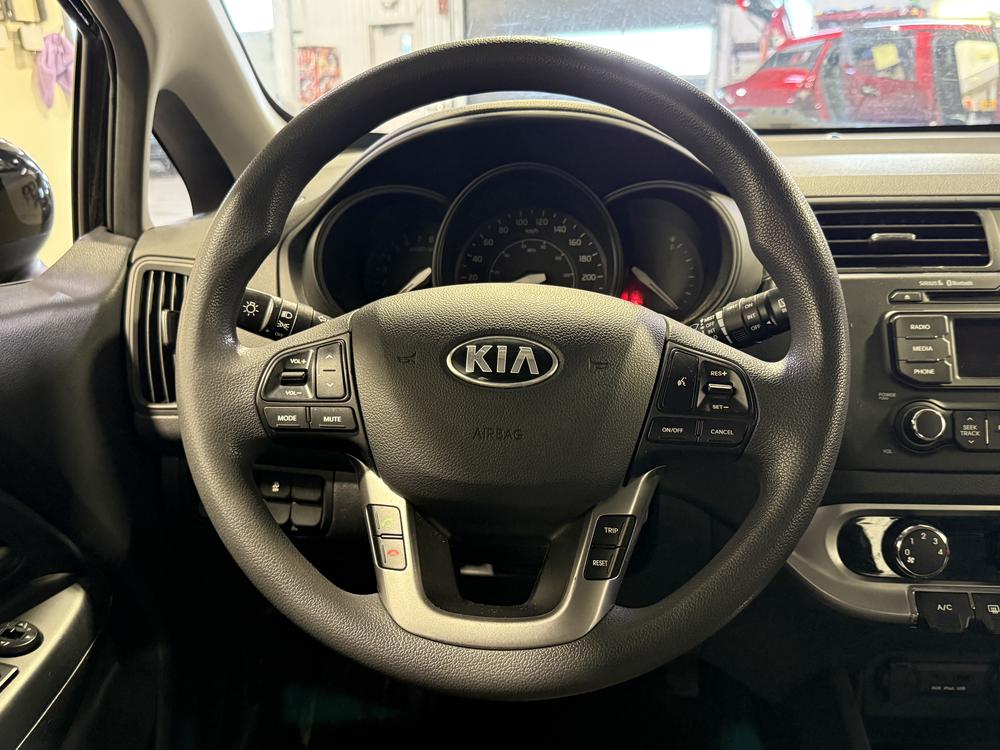 Kia Rio LX+ 2013 d&rsquo;occasion à vendre - 17