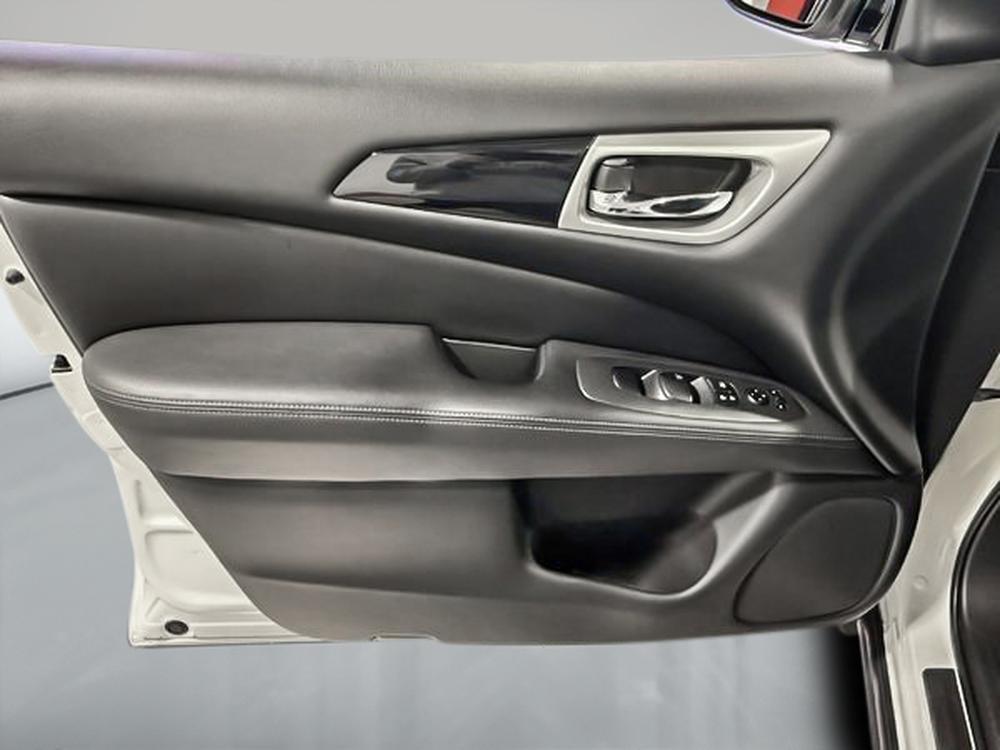 Nissan Pathfinder SV 2018 d&rsquo;occasion à vendre - 13