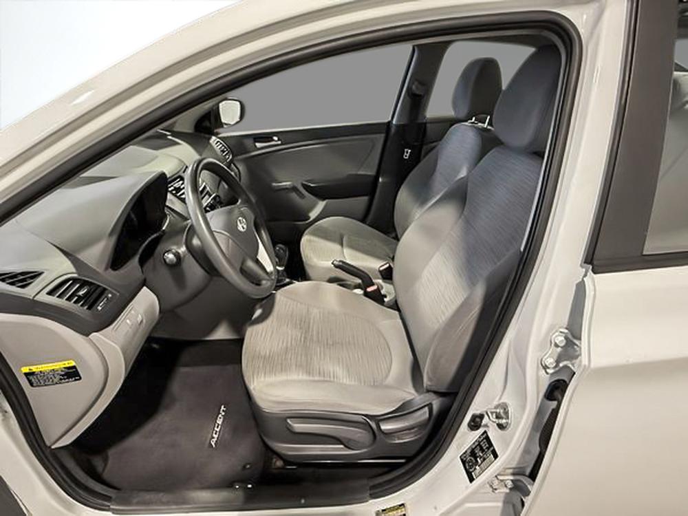 Hyundai Accent SE 2017 d&rsquo;occasion à vendre - 14