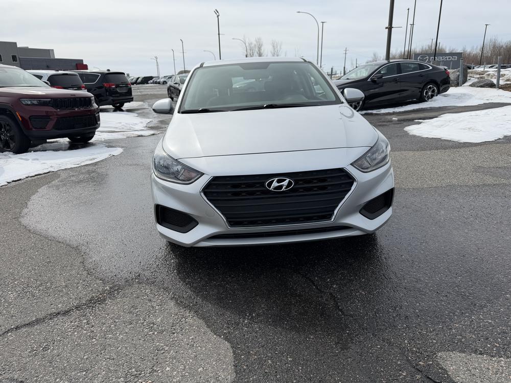 Hyundai Accent 2020 Gris usage à vendre Hyundai Accent 2020 Gris usage à vendre