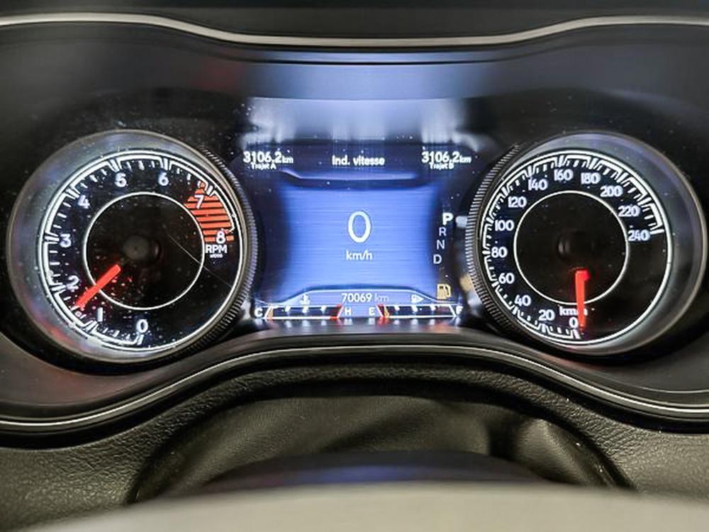 Jeep Cherokee Trailhawk 2019 d&rsquo;occasion à vendre - 23