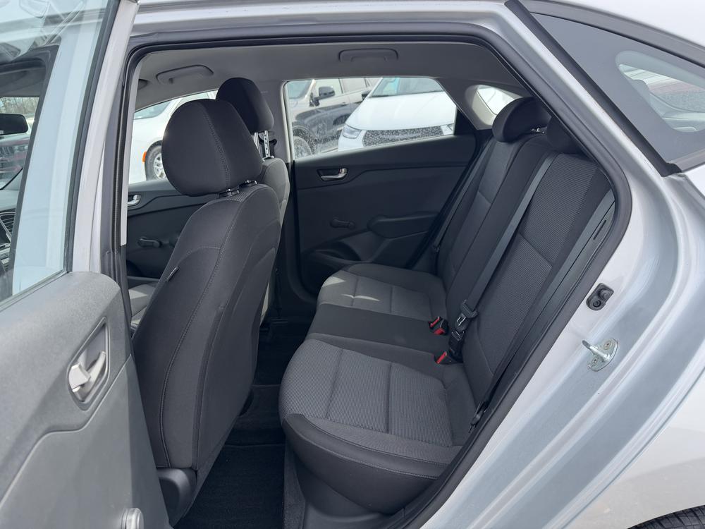 Hyundai Accent 2020 Gris usage à vendre Hyundai Accent 2020 Gris usage à vendre