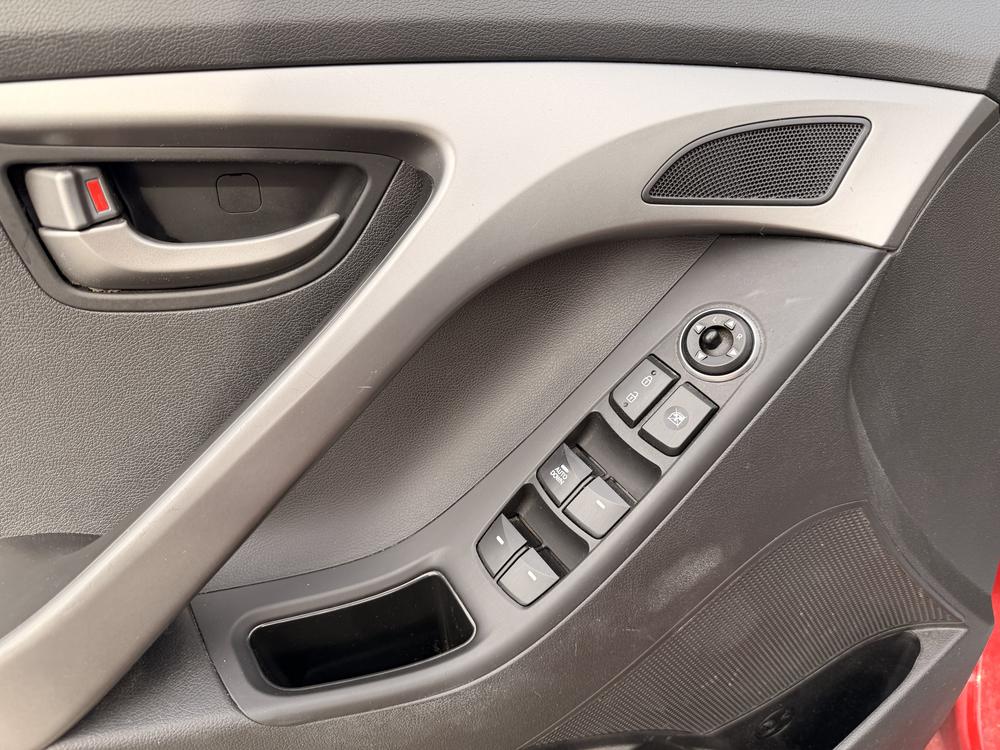 Hyundai Elantra SPORT 2016 d&rsquo;occasion à vendre - 13