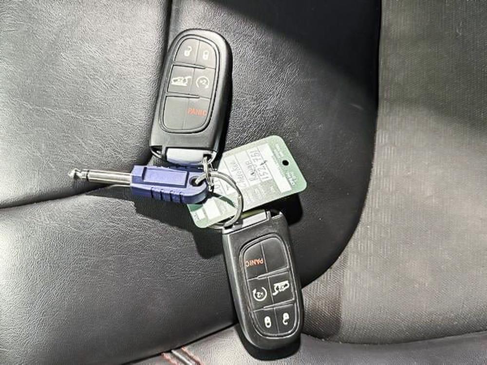 Jeep Cherokee Trailhawk 2019 d&rsquo;occasion à vendre - 32