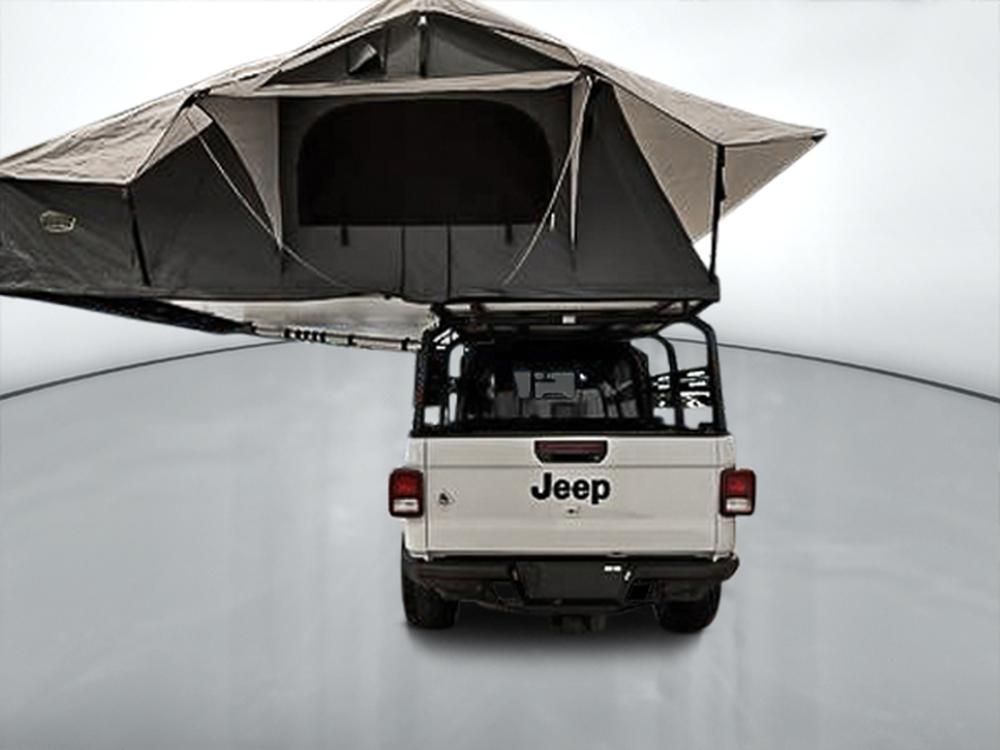 Jeep Gladiator 2022 Blanc usage à vendre Jeep Gladiator 2022 Blanc usage à vendre