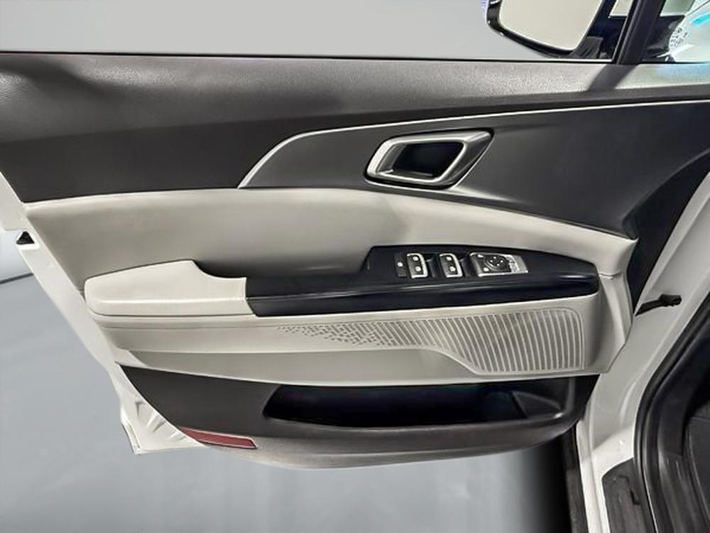 Kia Carnival LX 2022 d&rsquo;occasion à vendre - 13