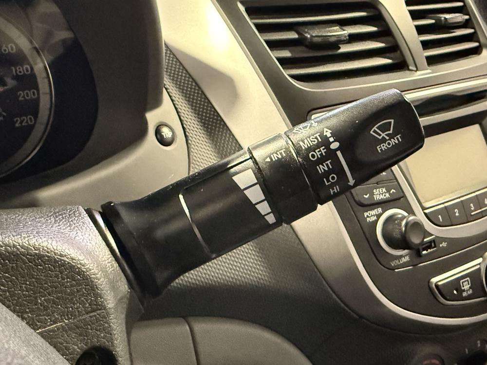 Hyundai Accent SE 2017 d&rsquo;occasion à vendre - 18