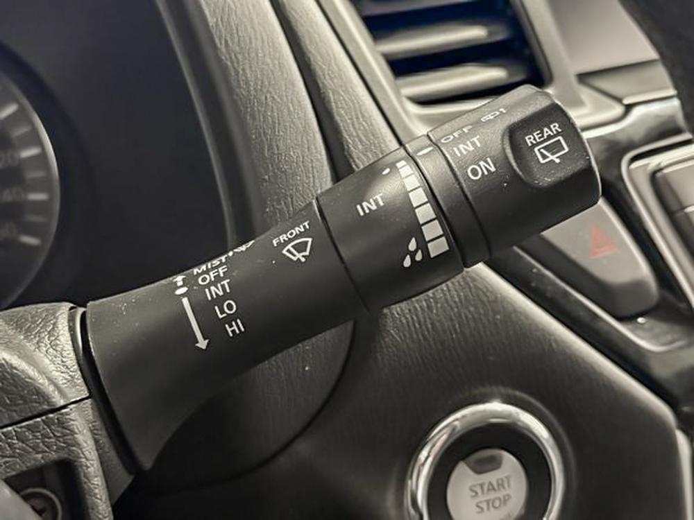 Nissan Pathfinder SV 2018 d&rsquo;occasion à vendre - 22