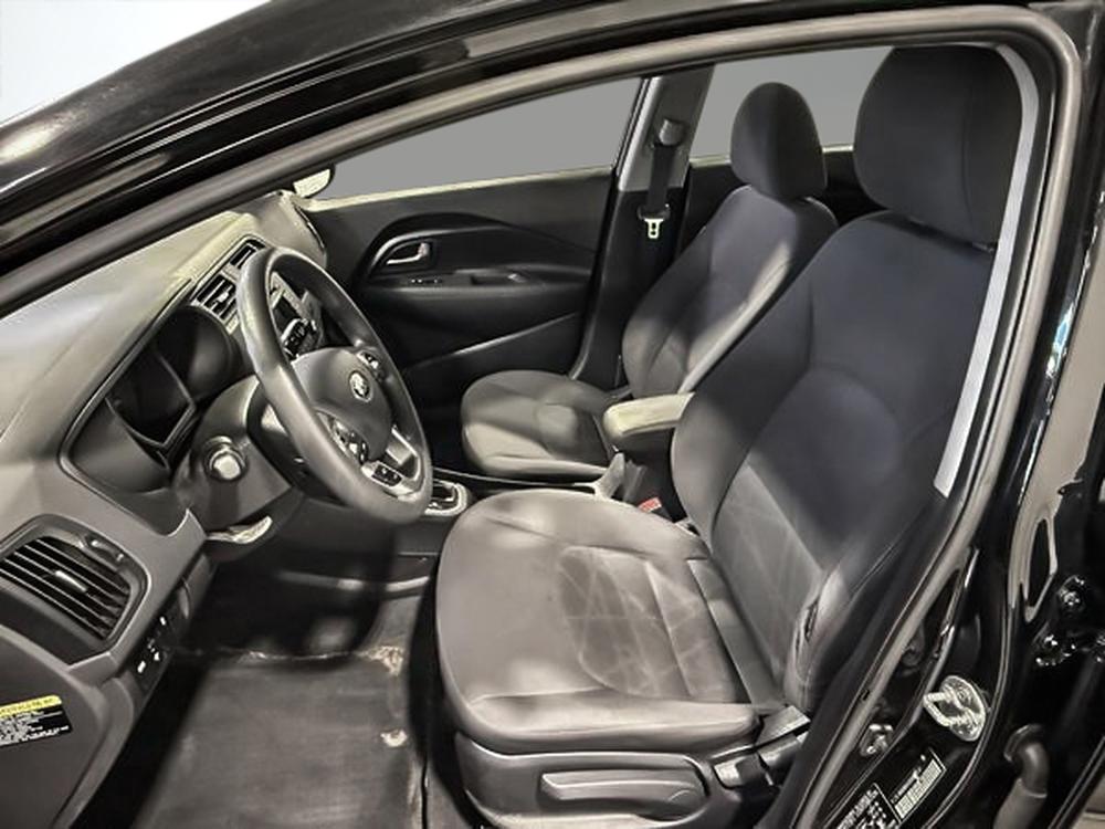 Kia Rio LX+ 2013 d&rsquo;occasion à vendre - 16