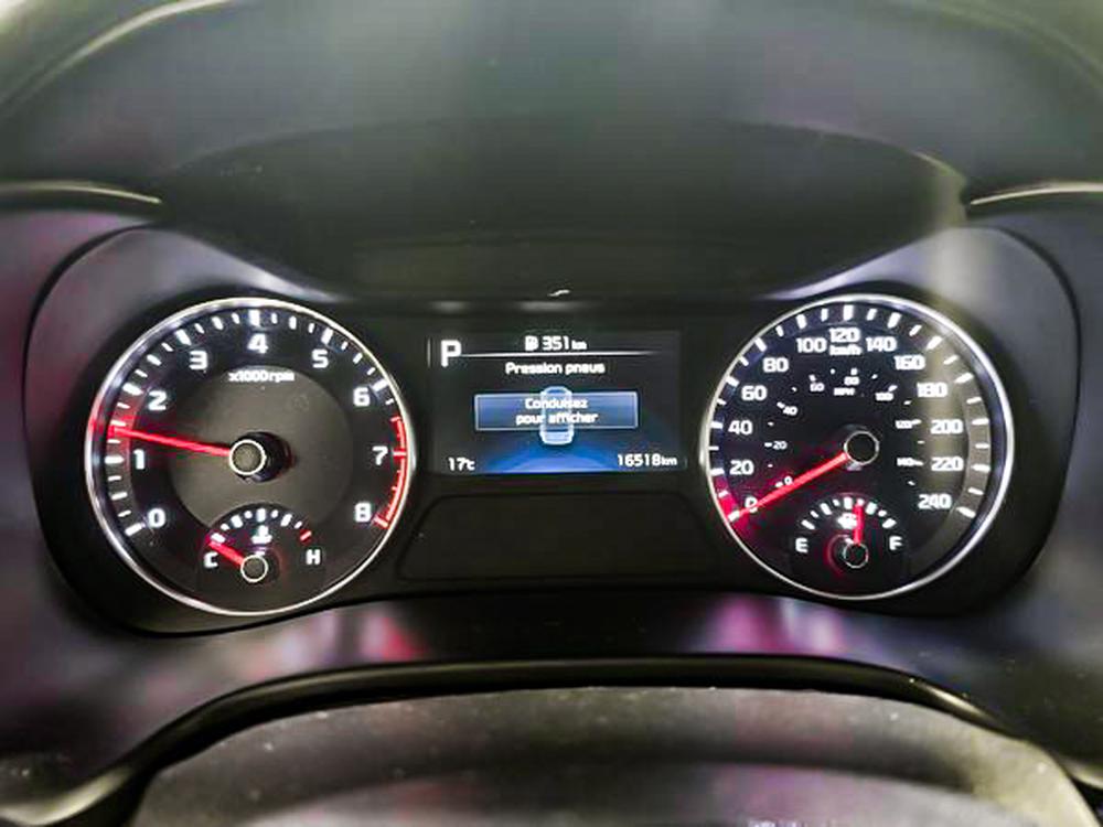 Kia Forte EX 2023 d&rsquo;occasion à vendre - 19