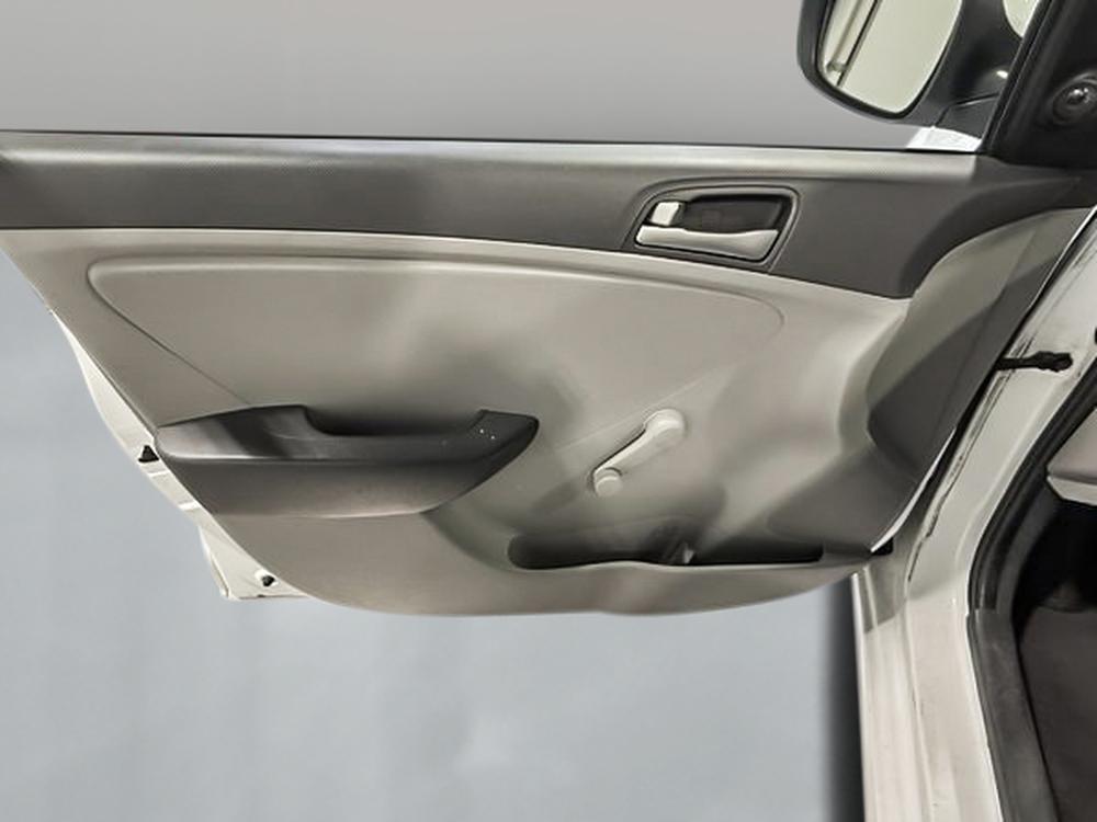 Hyundai Accent SE 2017 d&rsquo;occasion à vendre - 12