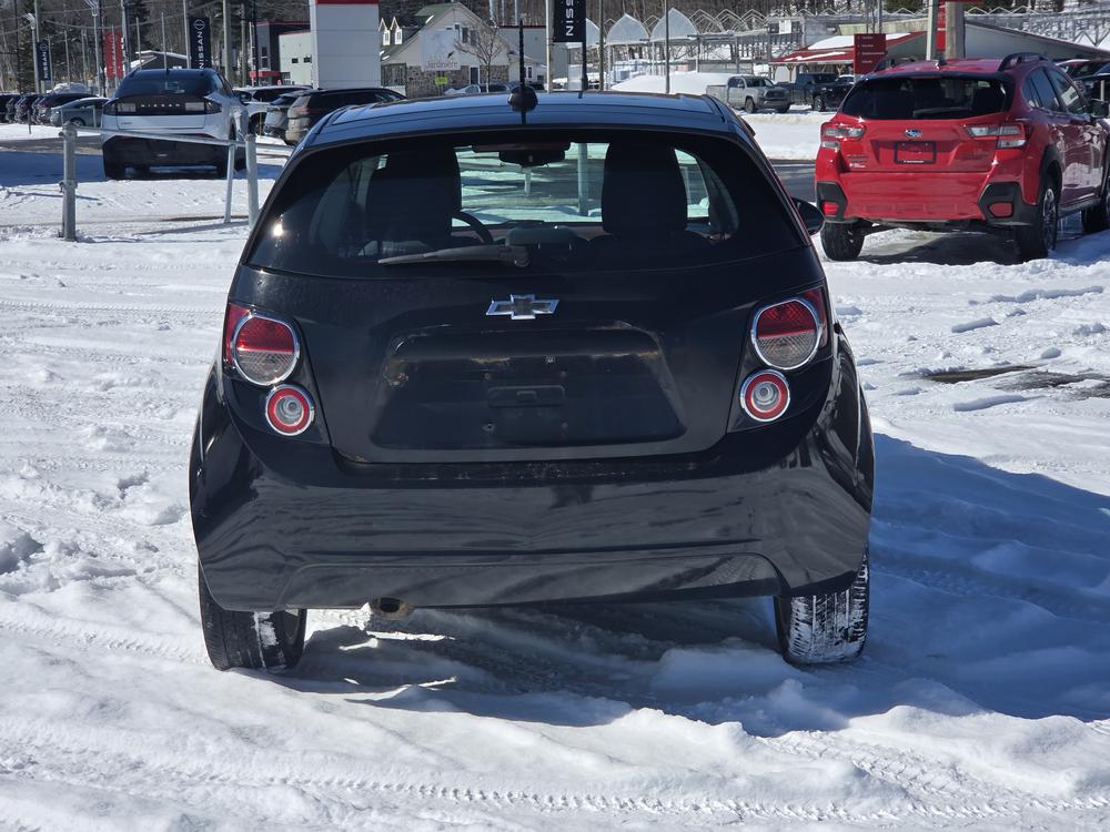 Chevrolet Sonic LT 2016 d&rsquo;occasion à vendre - 4