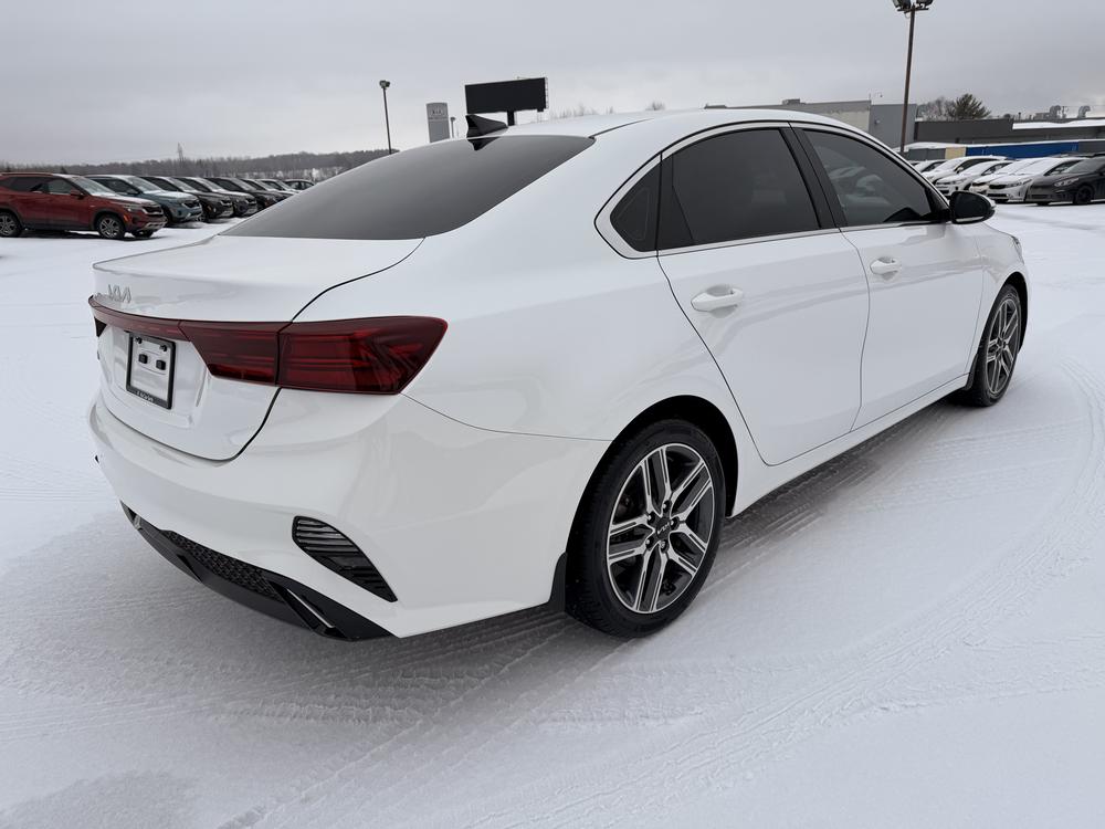 Kia Forte EX+ 2023 d&rsquo;occasion à vendre - 8