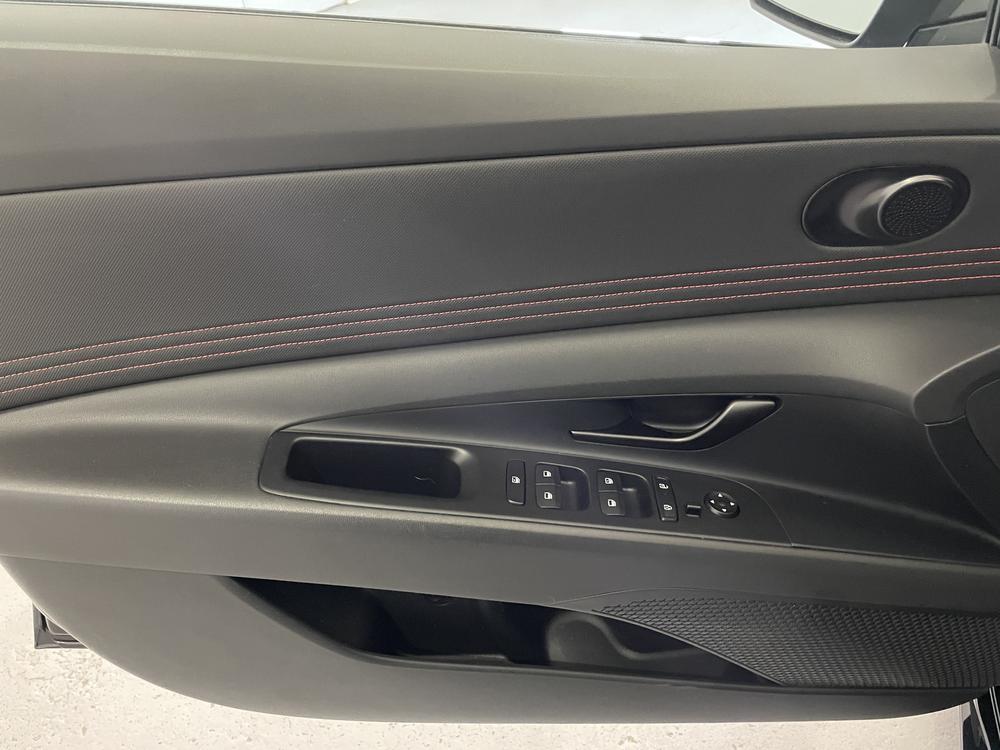 Hyundai Elantra N-LINE ULTIMATE 1.6T 2025 d&rsquo;occasion à vendre - 12