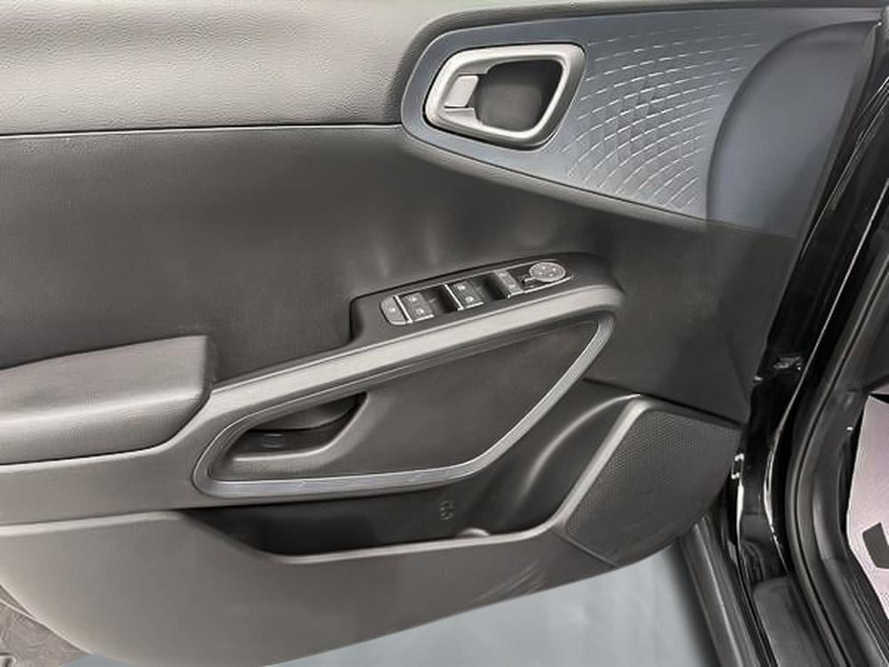 Kia Soul EX 2023 d&rsquo;occasion à vendre - 6