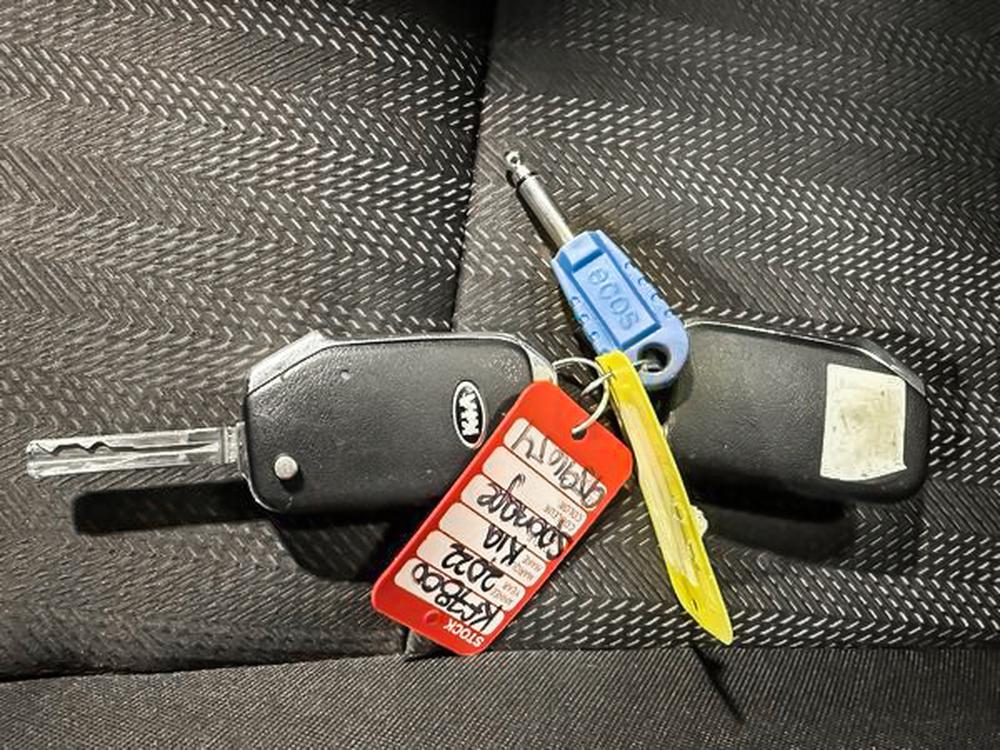 Kia Sportage LX 2022 d&rsquo;occasion à vendre - 32