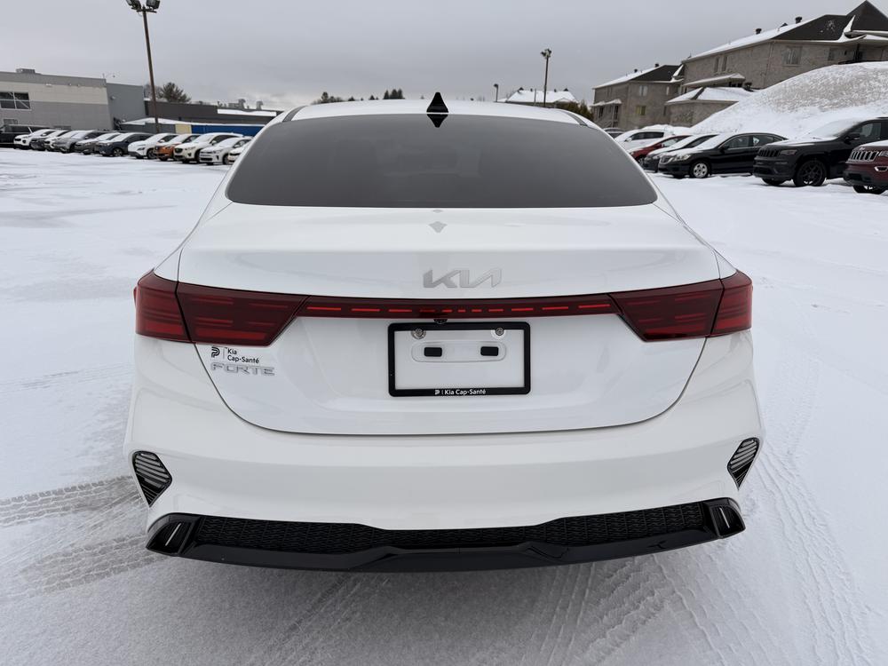 Kia Forte EX+ 2023 d&rsquo;occasion à vendre - 7