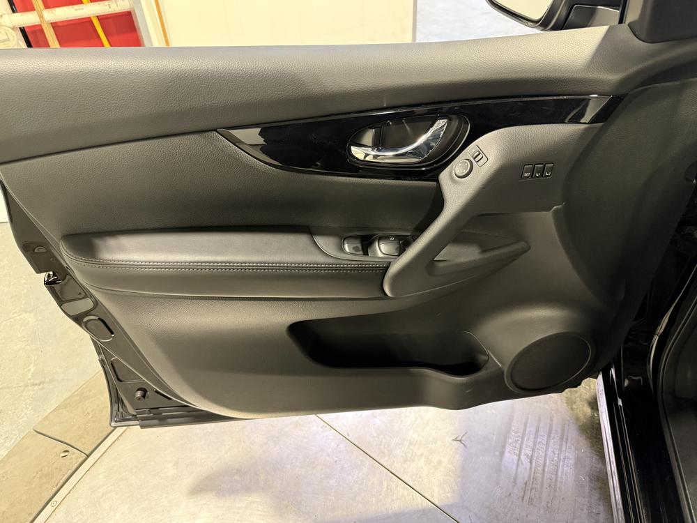 Nissan Qashqai SL 2023 d&rsquo;occasion à vendre - 14