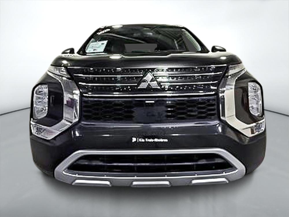 Mitsubishi Outlander 2023 Noir usage à vendre Mitsubishi Outlander 2023 Noir usage à vendre