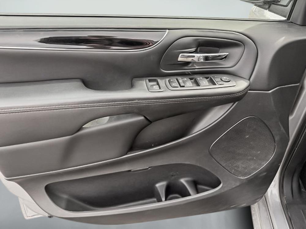 Dodge Grand Caravan PREMIUM PLUS 2020 d&rsquo;occasion à vendre - 12