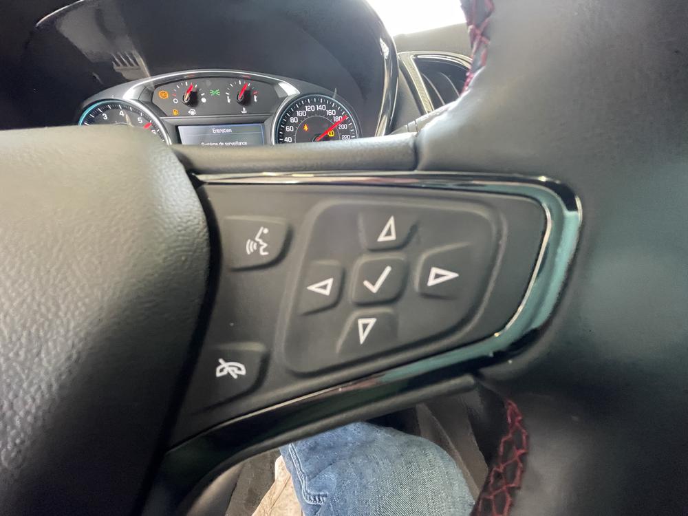 Chevrolet Equinox RS 2023 d&rsquo;occasion à vendre - 17