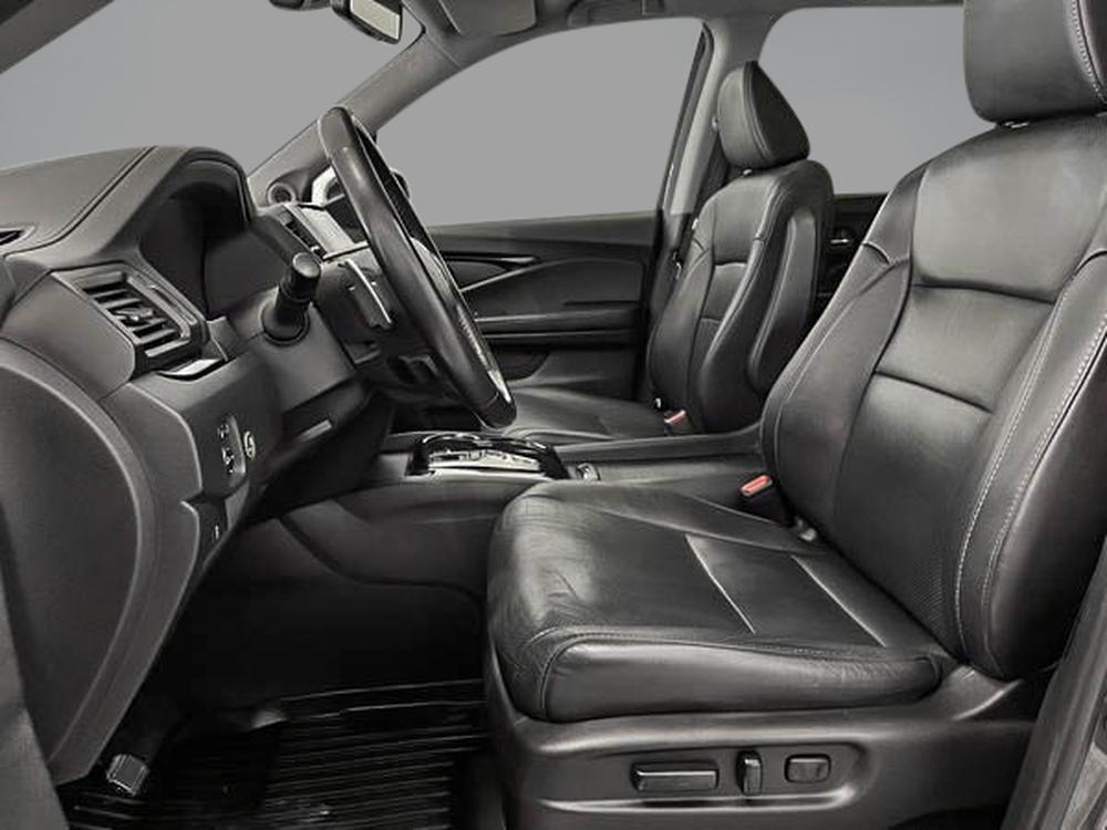 Honda Pilot Touring AWD / 7 passagers 2018 d&rsquo;occasion à vendre - 13