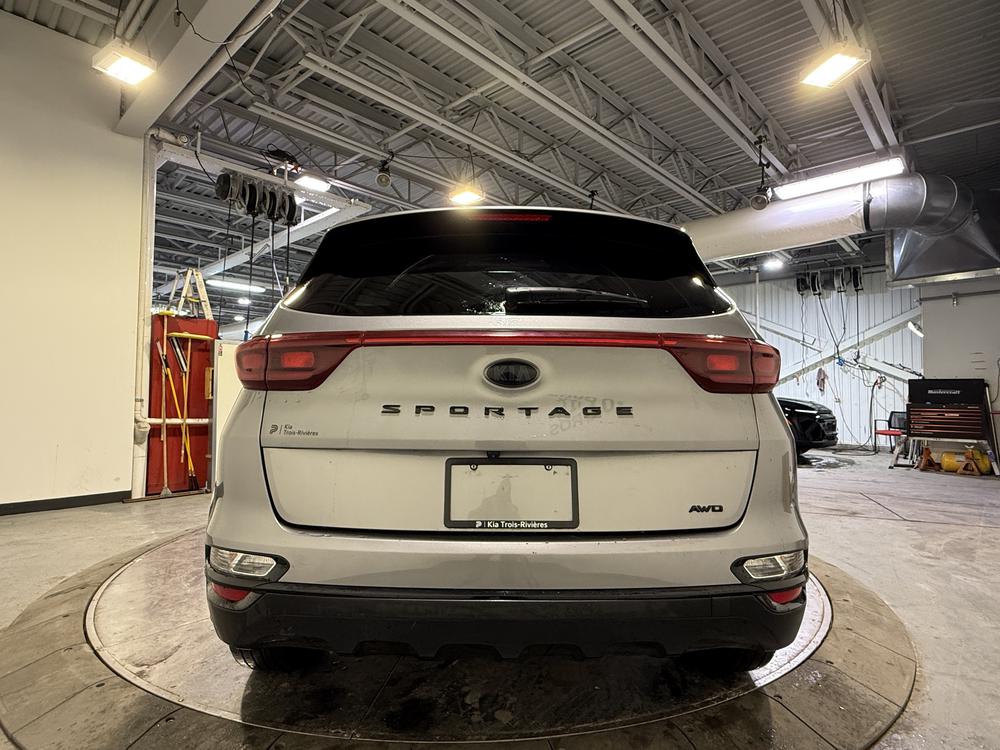 Kia Sportage LX 2022 d&rsquo;occasion à vendre - 4