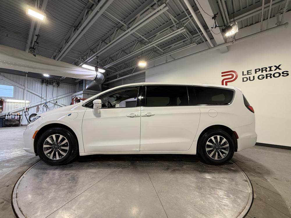 Chrysler Pacifica Hybrid Touring L 2022 d&rsquo;occasion à vendre - 7