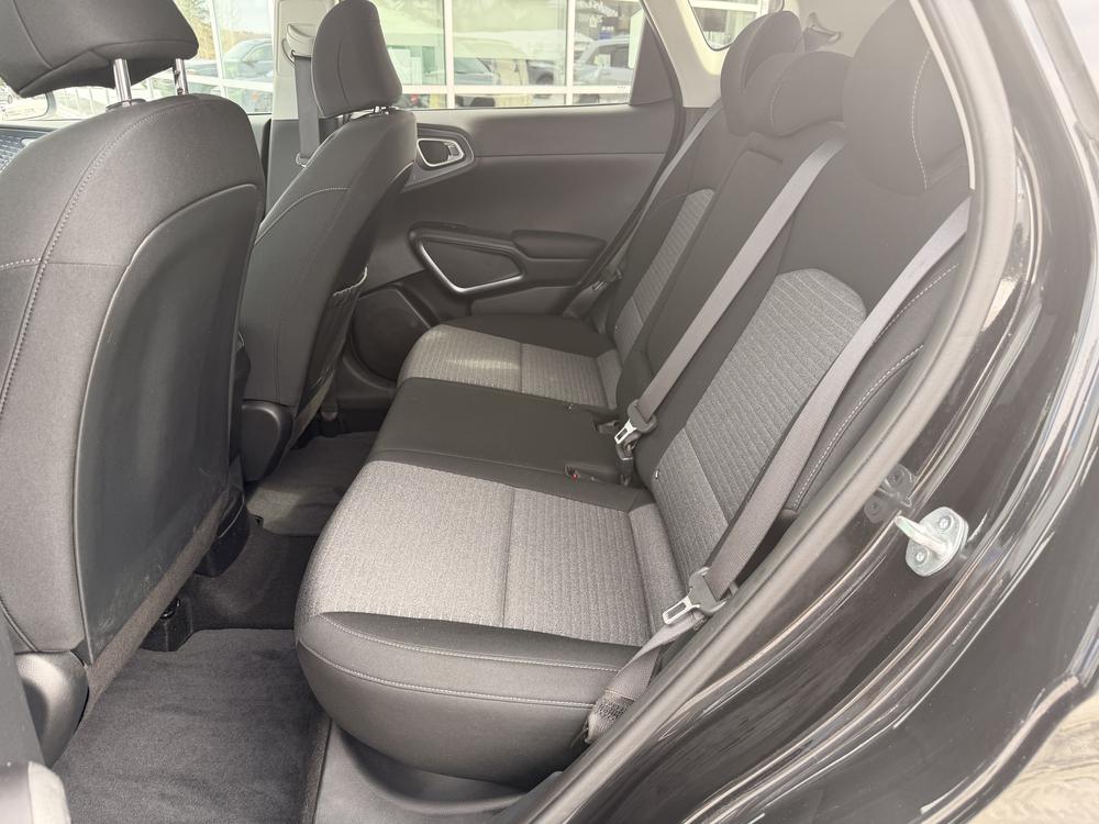 Kia Soul EX 2023 d&rsquo;occasion à vendre - 26