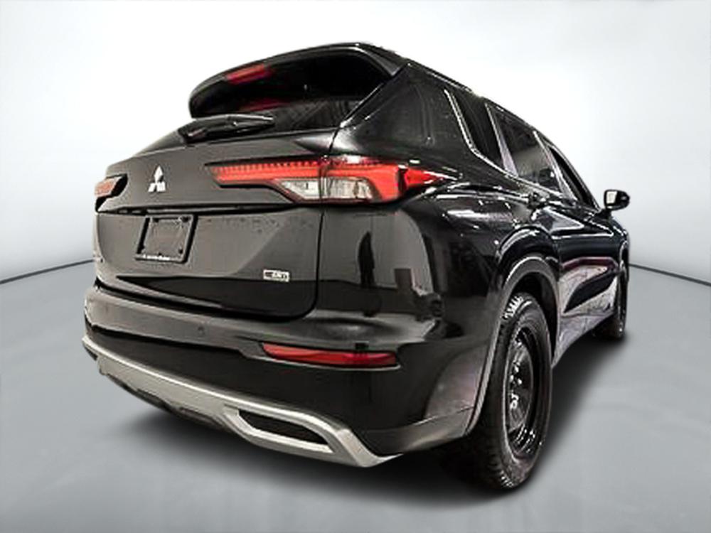 Mitsubishi Outlander 2023 Noir usage à vendre Mitsubishi Outlander 2023 Noir usage à vendre