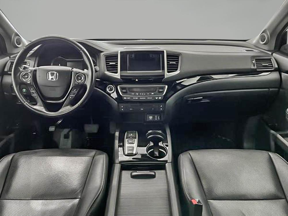Honda Pilot Touring AWD / 7 passagers 2018 d&rsquo;occasion à vendre - 9