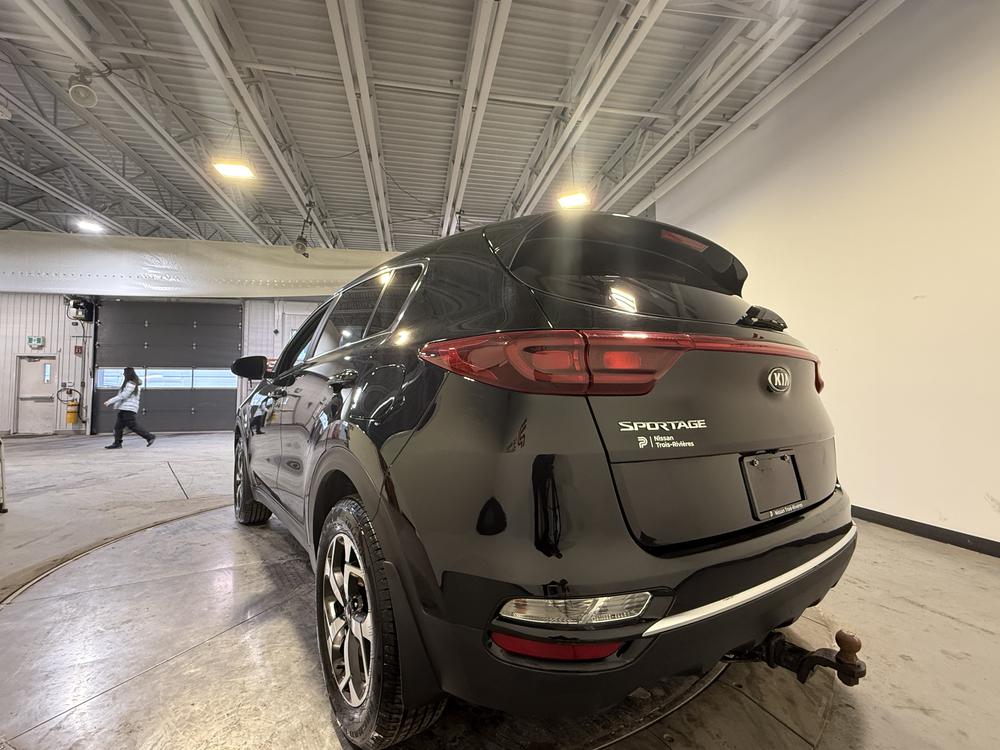 Kia Sportage LX 2022 d&rsquo;occasion à vendre - 6