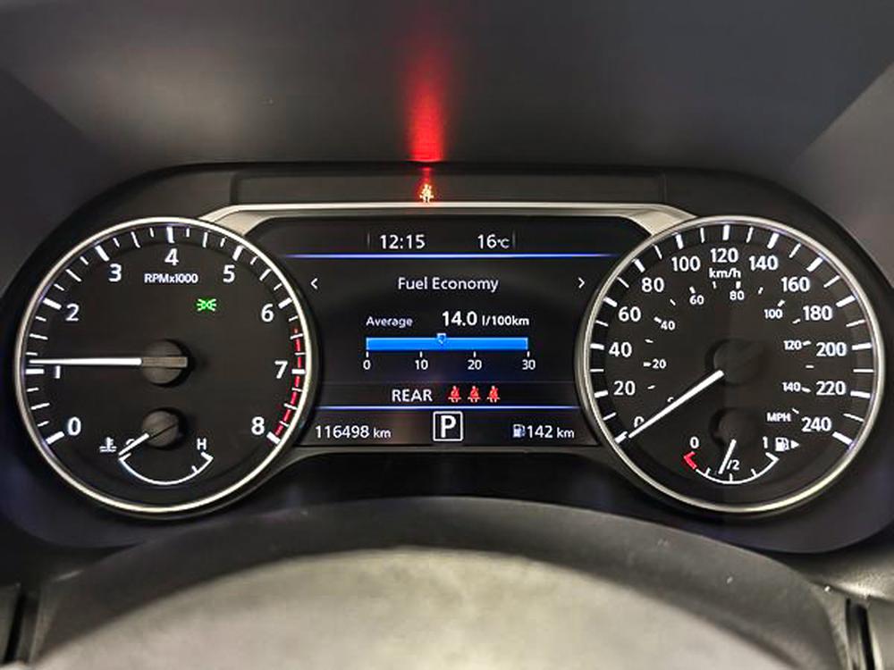 Nissan Sentra SV 2023 d&rsquo;occasion à vendre - 26