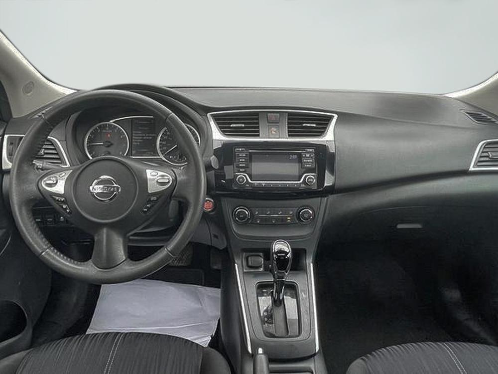 Nissan Sentra SV 2017 d&rsquo;occasion à vendre - 12