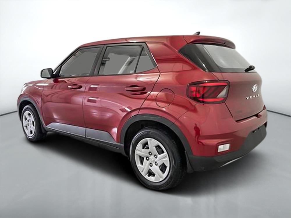 Hyundai Venue Essential 2022 d&rsquo;occasion à vendre - 6