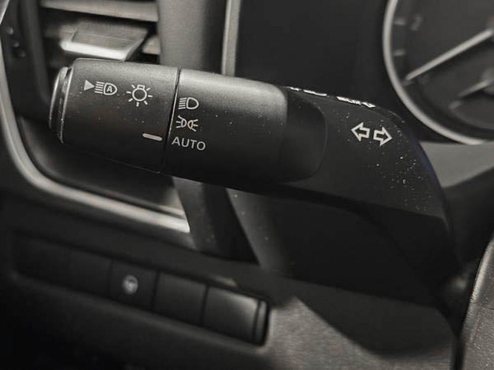 Nissan Rogue SV 2023 d&rsquo;occasion à vendre - 23