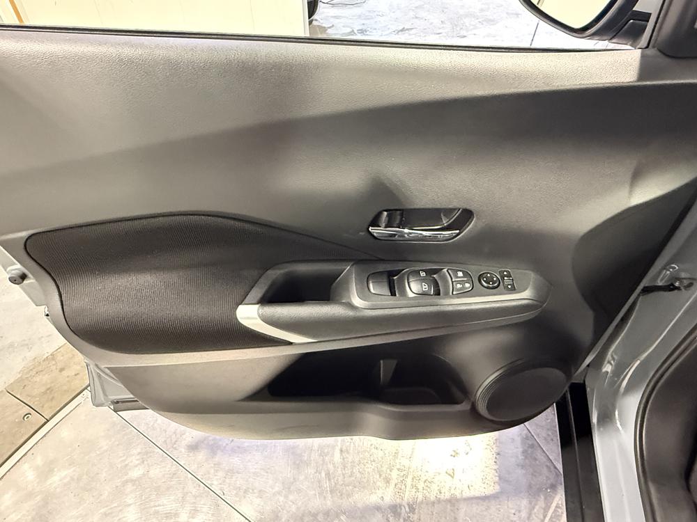 Nissan Kicks SV 2023 d&rsquo;occasion à vendre - 13