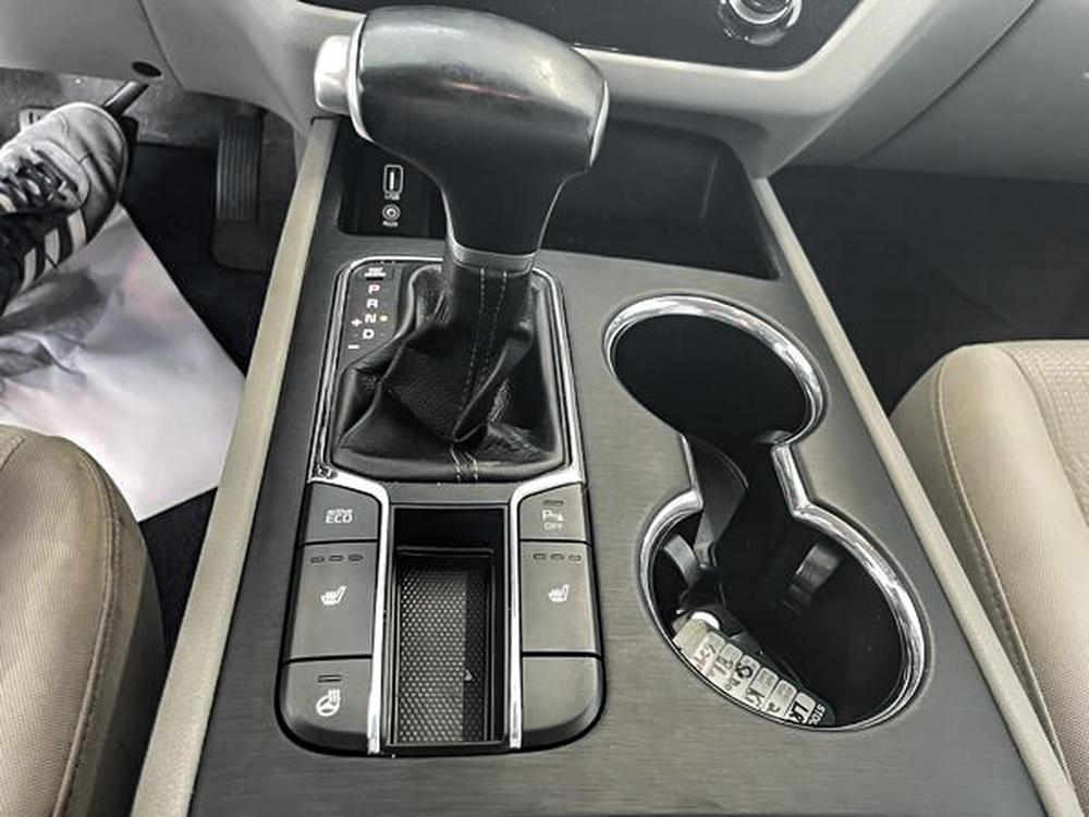 Kia Sedona LX 2020 d&rsquo;occasion à vendre - 24