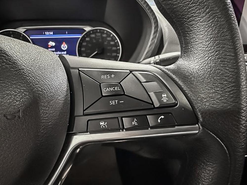 Nissan Sentra SV 2023 d&rsquo;occasion à vendre - 22