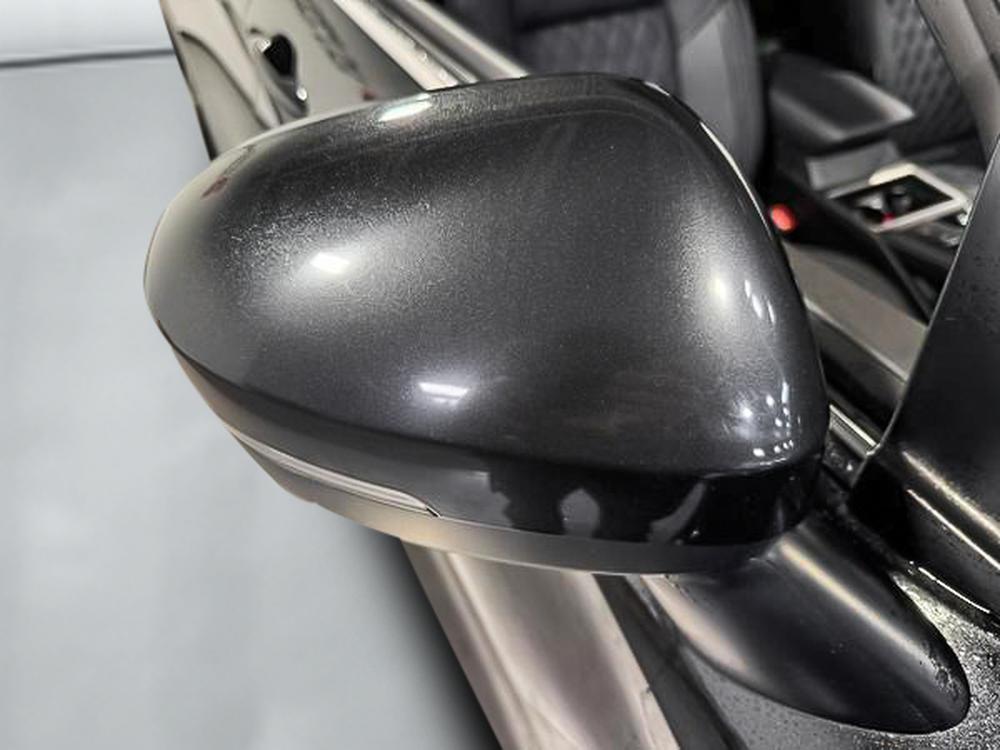 Mitsubishi Outlander 2023 Noir usage à vendre Mitsubishi Outlander 2023 Noir usage à vendre